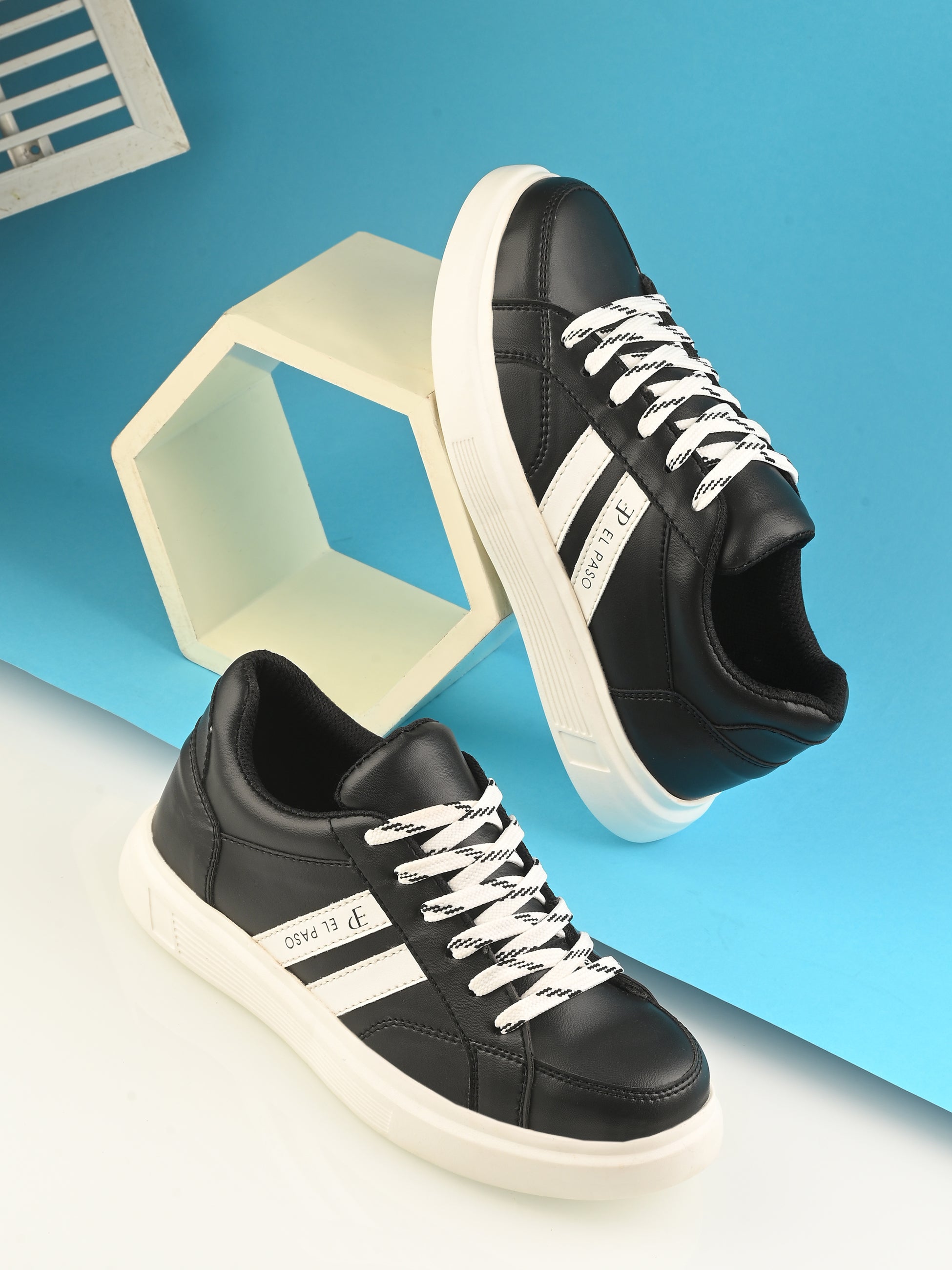 Black Casual Lace-Up Platform Heel Sneakers