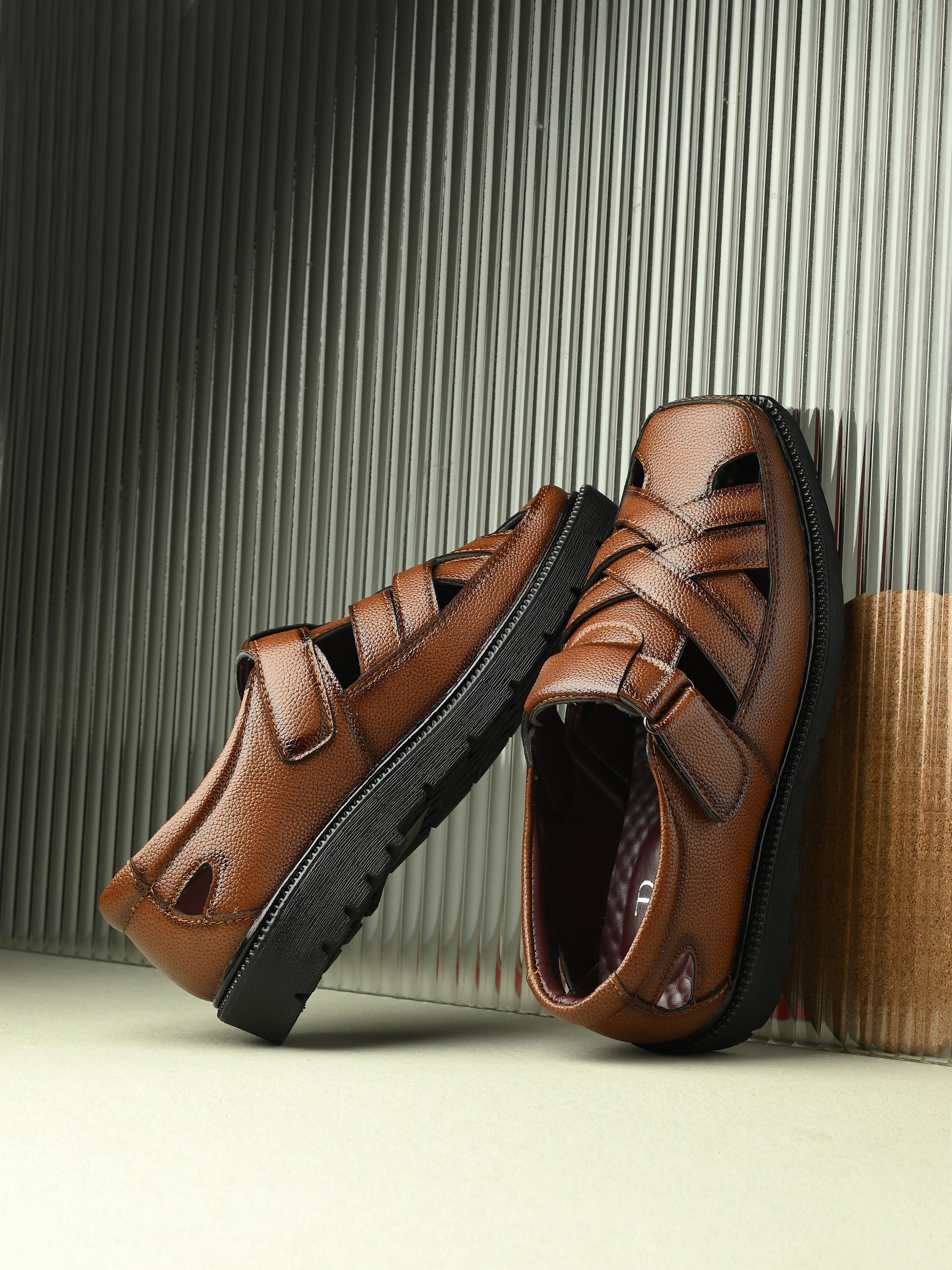 Elpaso Leather Shoe-Style Sandal