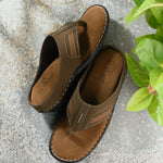 Brown Men's casual Flip-Flop slip-on sandal
