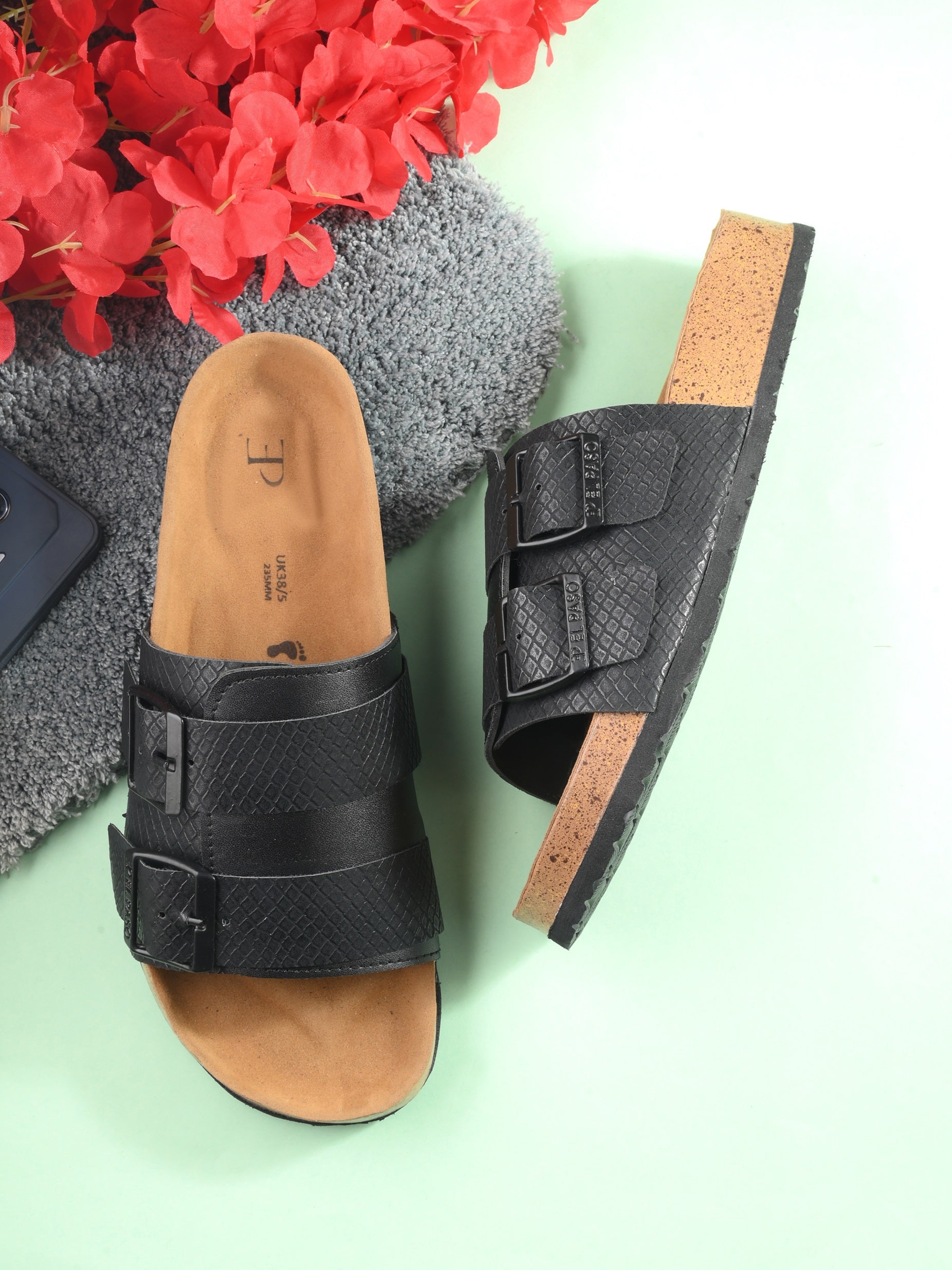 Black Women's casual flat heel buckle strap sandal