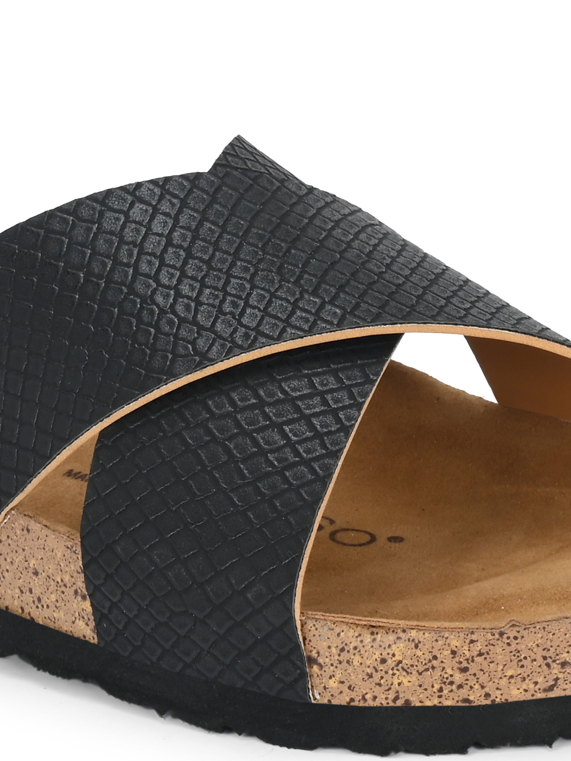 Sable Cross Strap Platform For Women - El Paso Fashion
