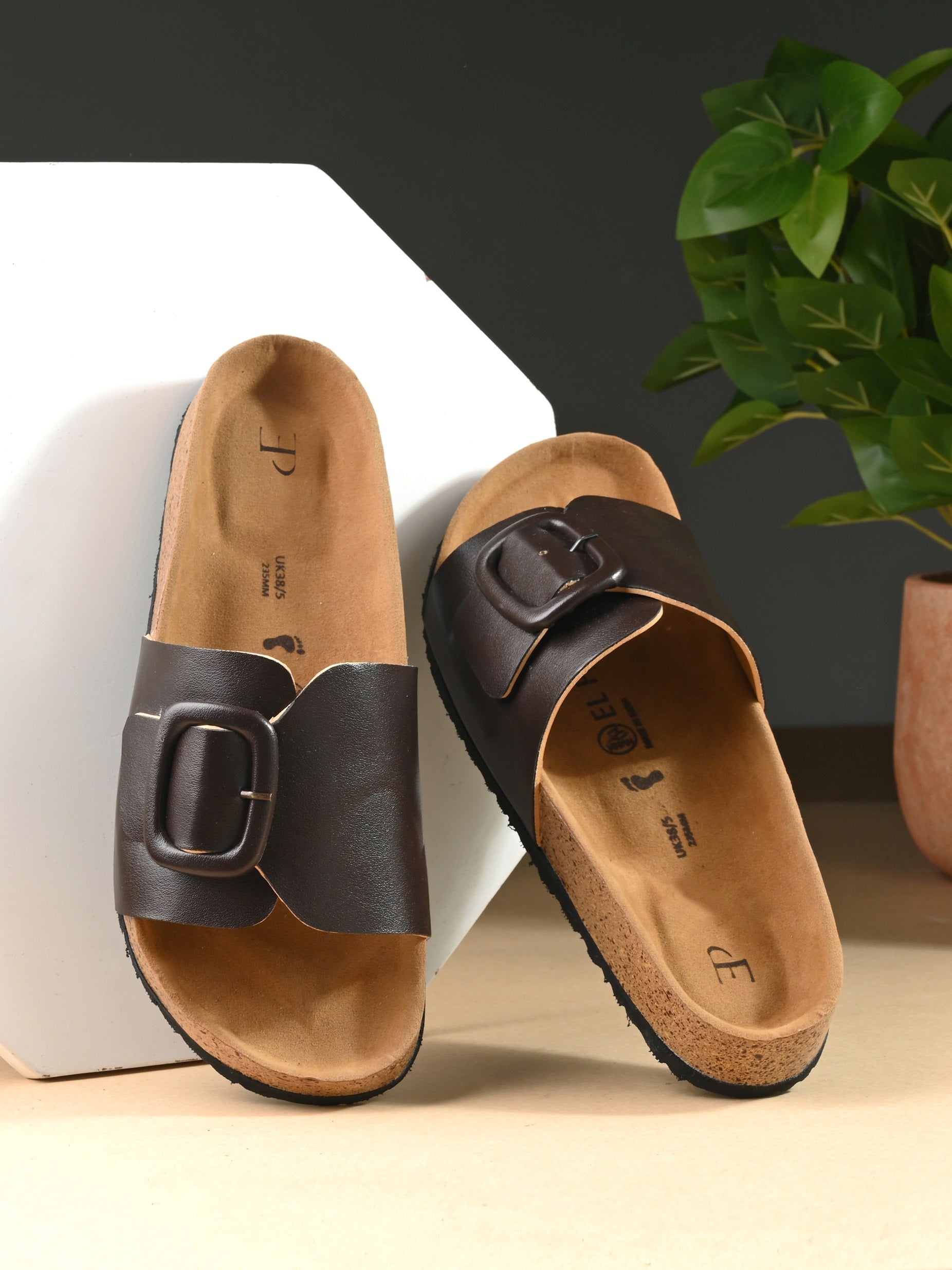 Brown Women's casual flat heel slip-on sandal