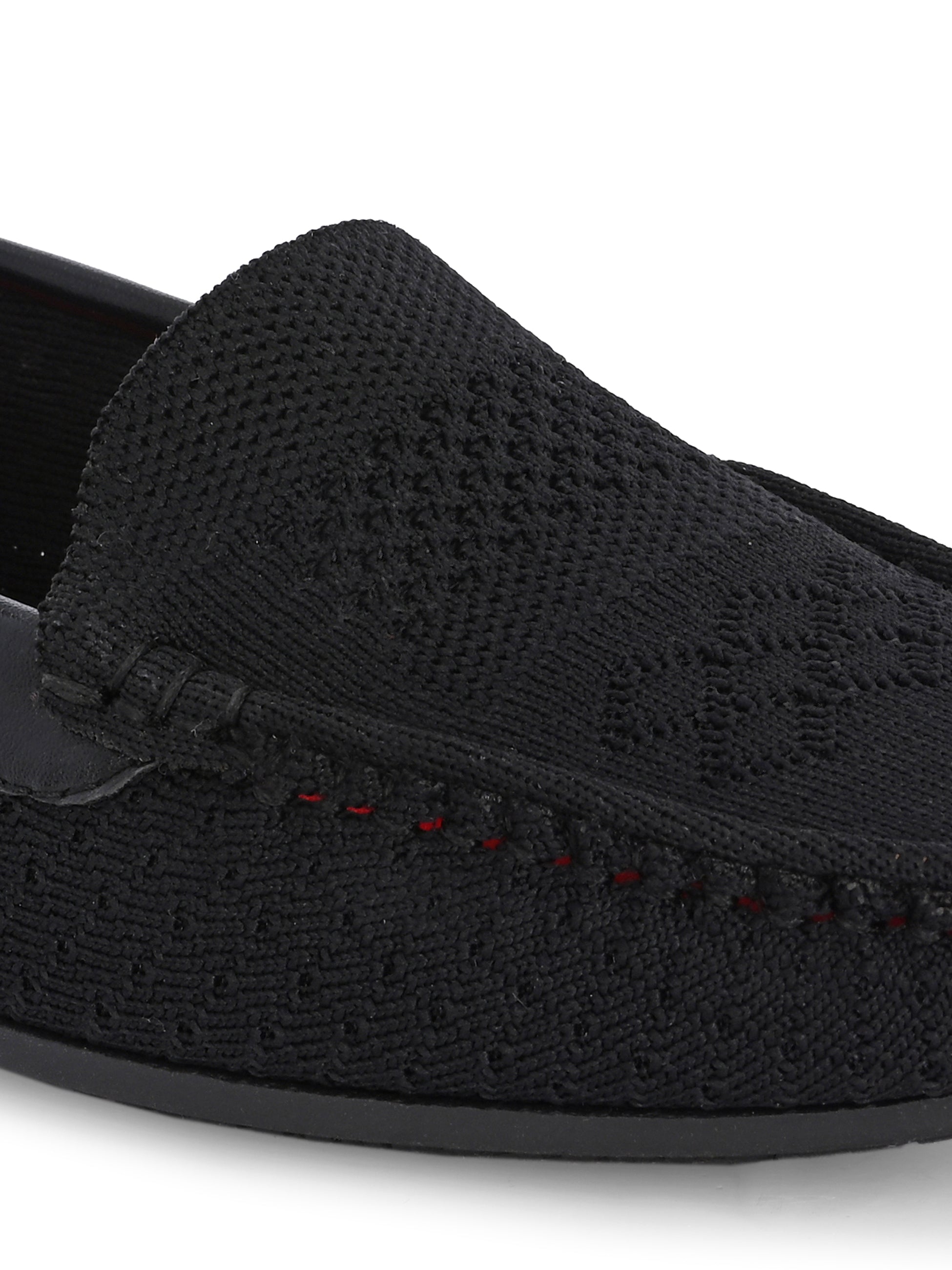Stylish black woven loafer with textured design