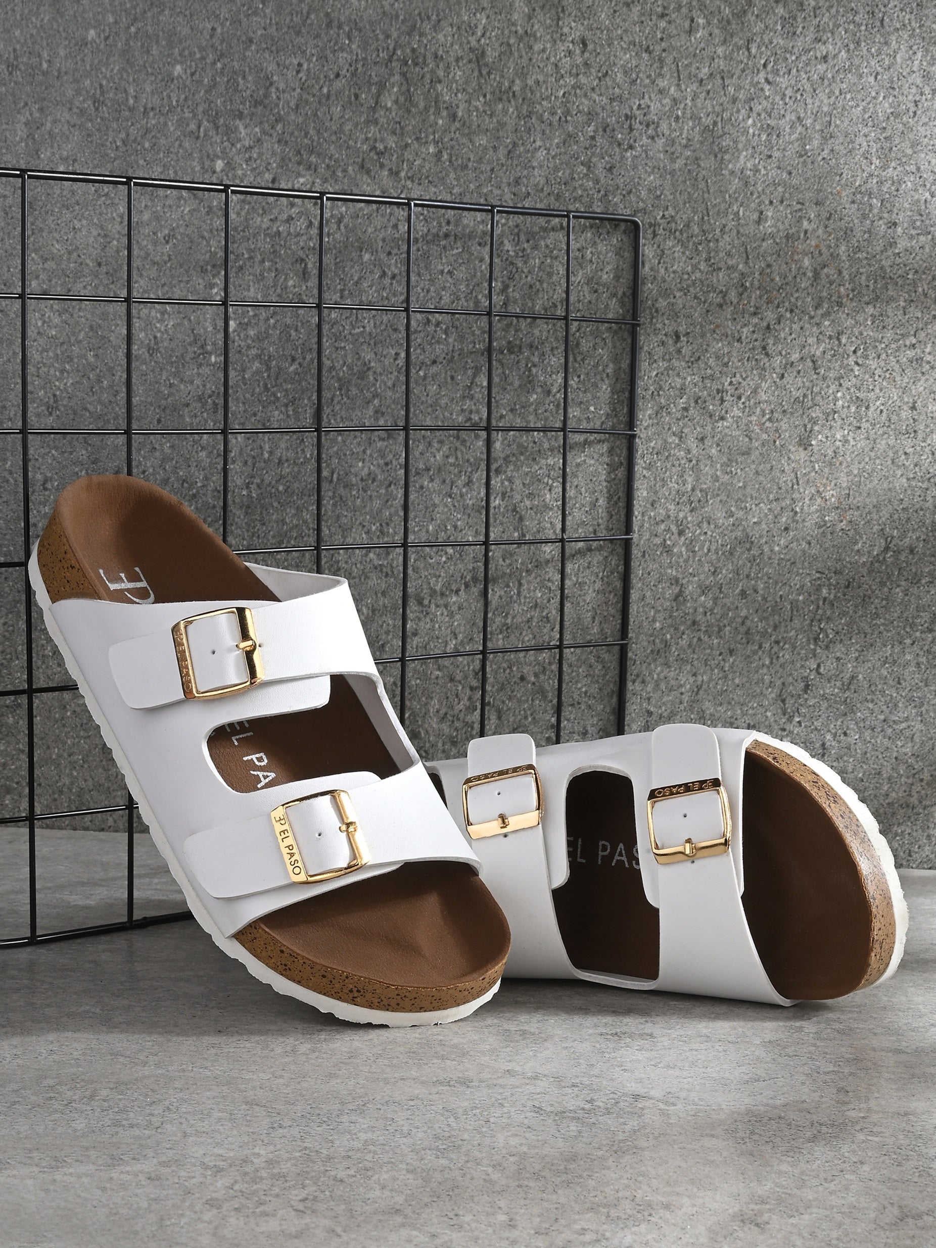 Women's casual flat heel buckle strap sandal