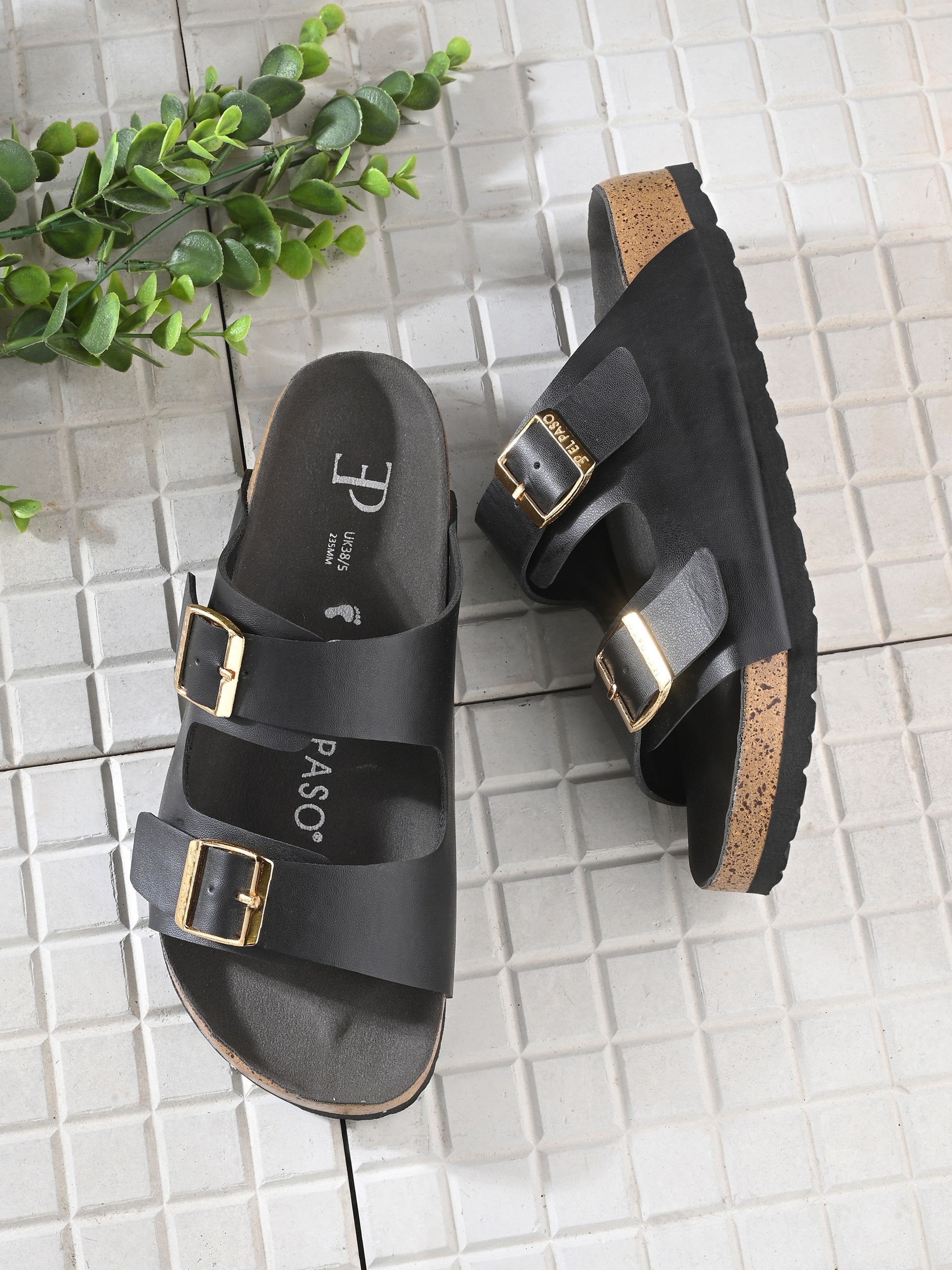 Black Women's casual flat heel buckle strap sandal