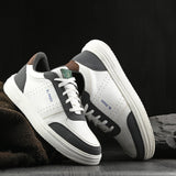 Men Colourblocked Round Toe Lightweight Sneakers