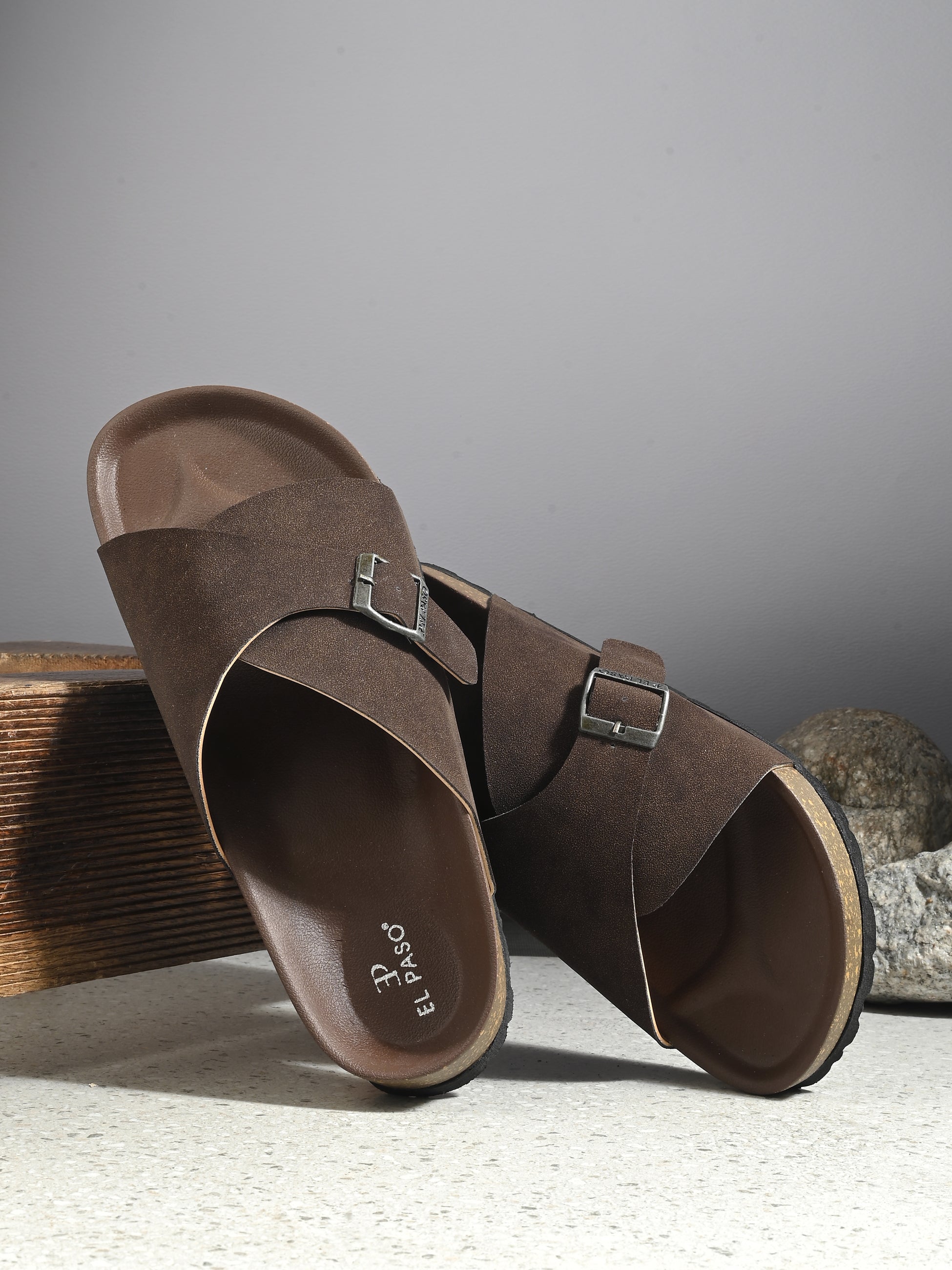 Brown Men's casual flat heel with buckle strap slip-on sandal