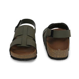 Men's casual  flat heel buckle strap sandal with back strap closure